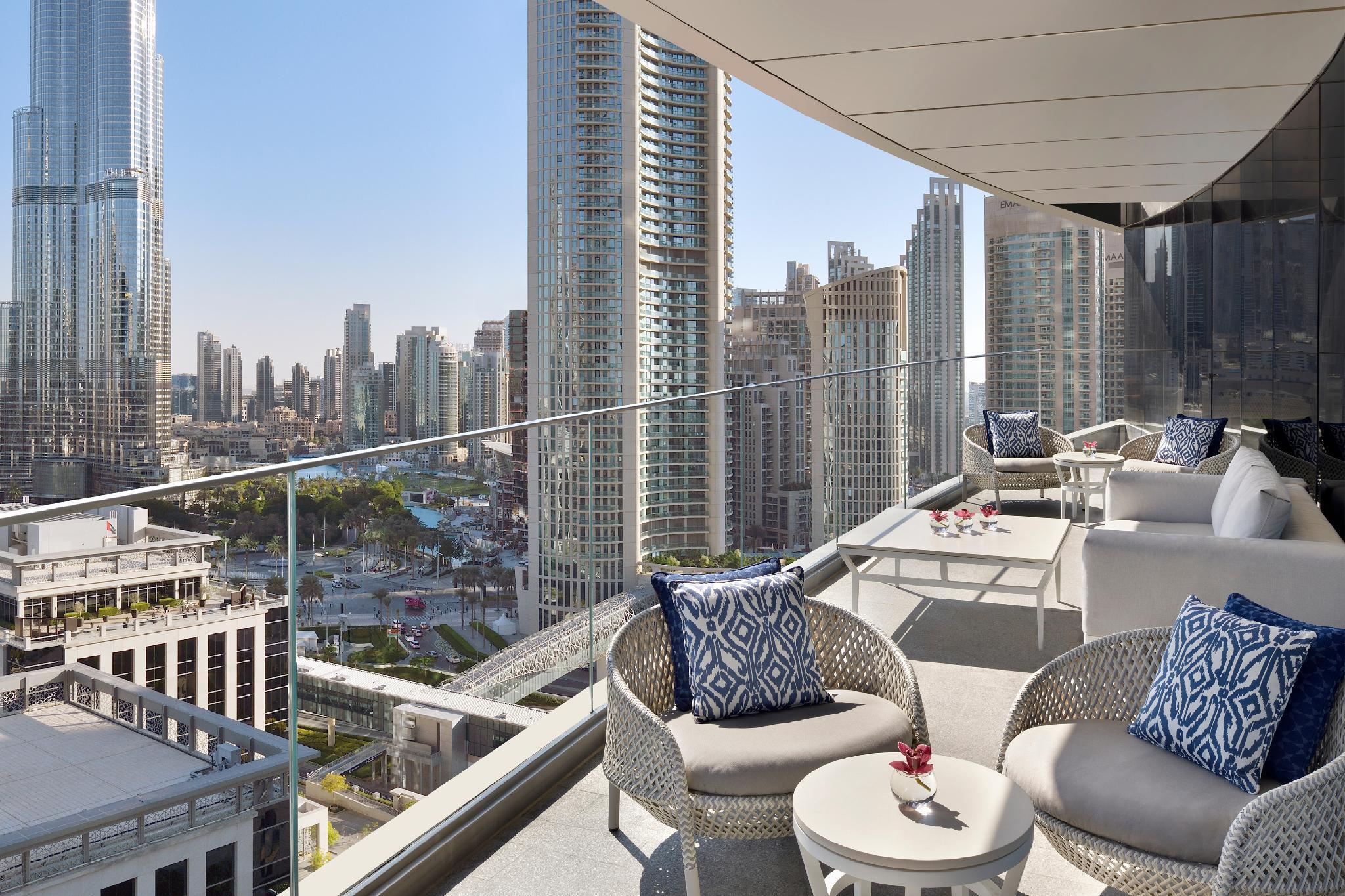 Hotel Address Sky View, Downtown Dubai Esterno foto The Terrace at the InterContinental San Diego