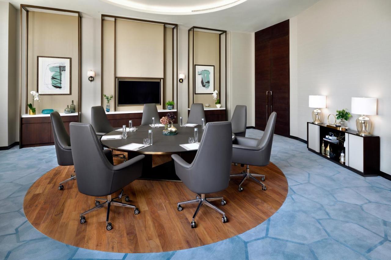 Hotel Address Sky View, Downtown Dubai Esterno foto Boardroom